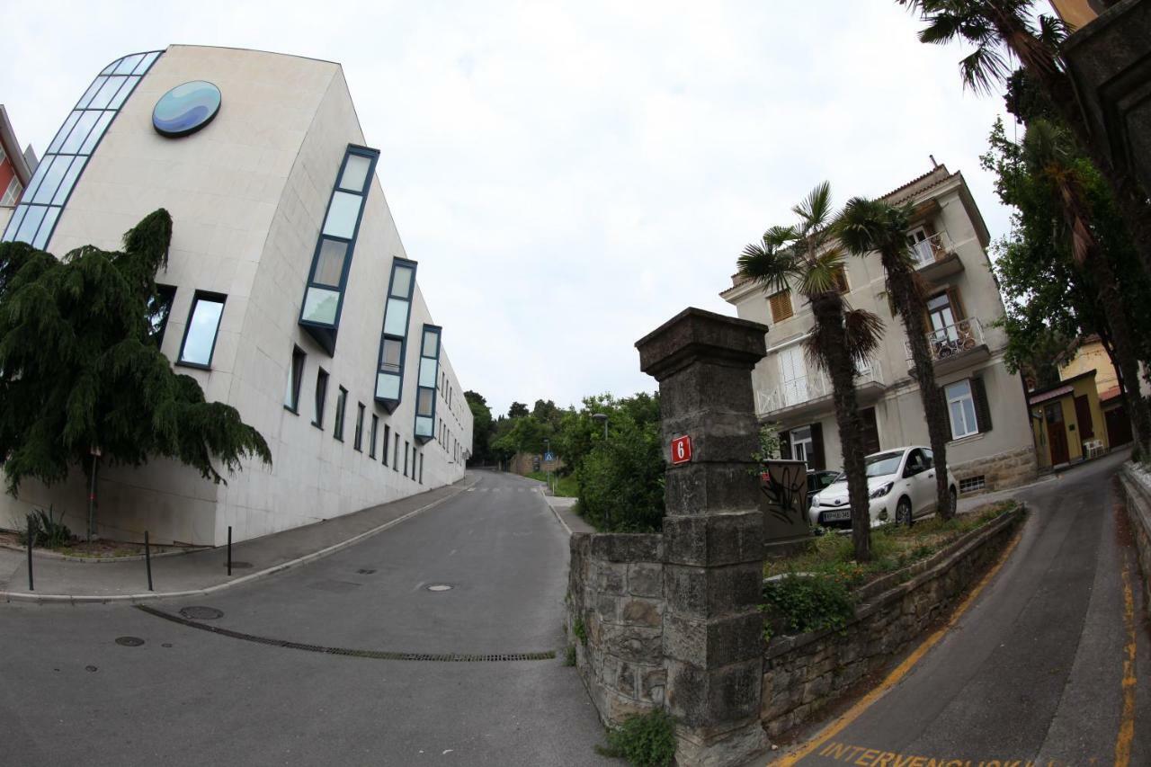 Apartments Morski Svet Portorose Esterno foto